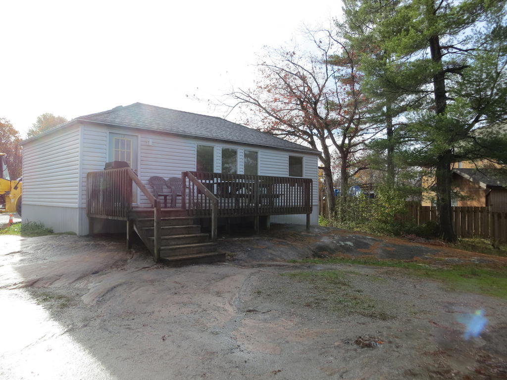 Halls Cottages Honey Harbor Rum bild